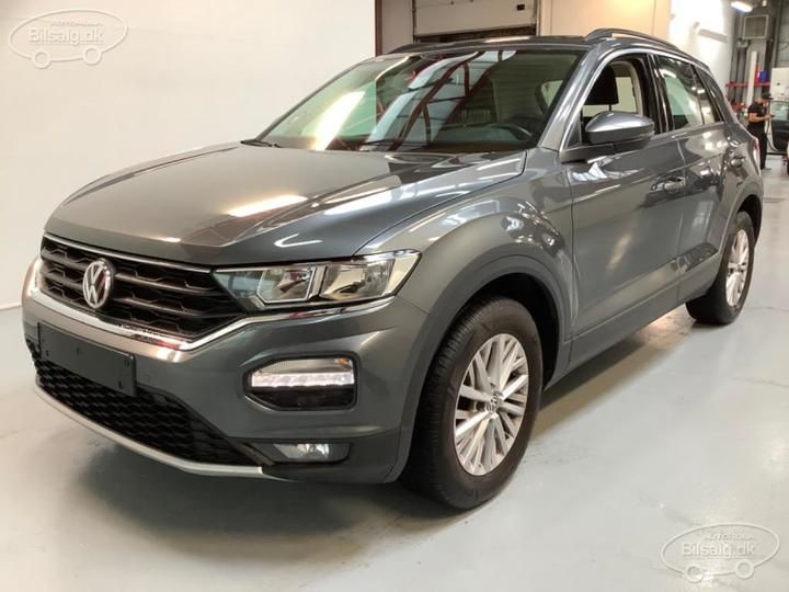 VOLKSWAGEN T-ROC SUV 2019 wvgzzza1zkv512010