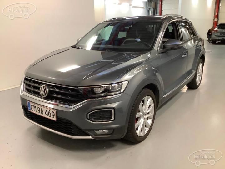 VOLKSWAGEN T-ROC SUV 2019 wvgzzza1zkv512732