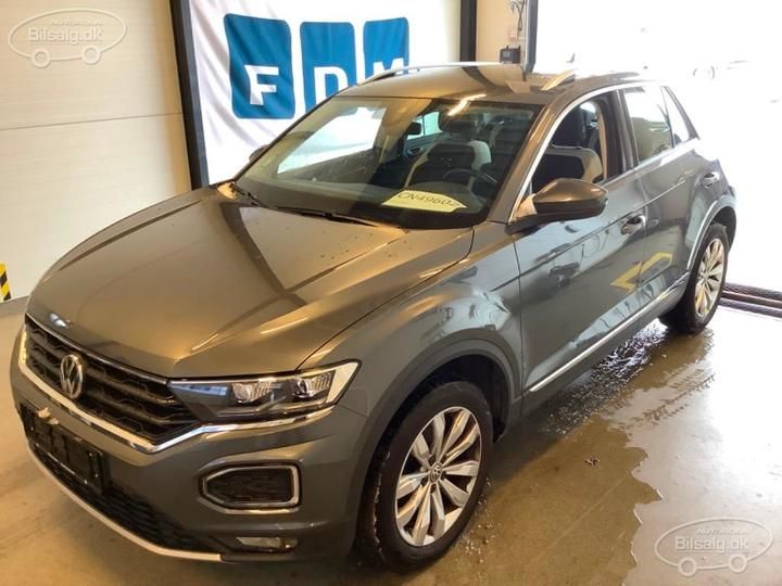 VOLKSWAGEN T-ROC SUV 2019 wvgzzza1zlv008010