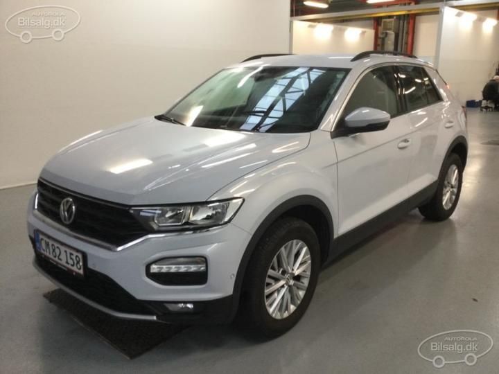 VOLKSWAGEN T-ROC SUV 2019 wvgzzza1zlv009093