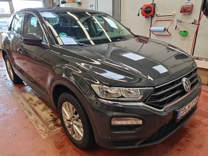 VOLKSWAGEN T-ROC 2019 wvgzzza1zlv012397