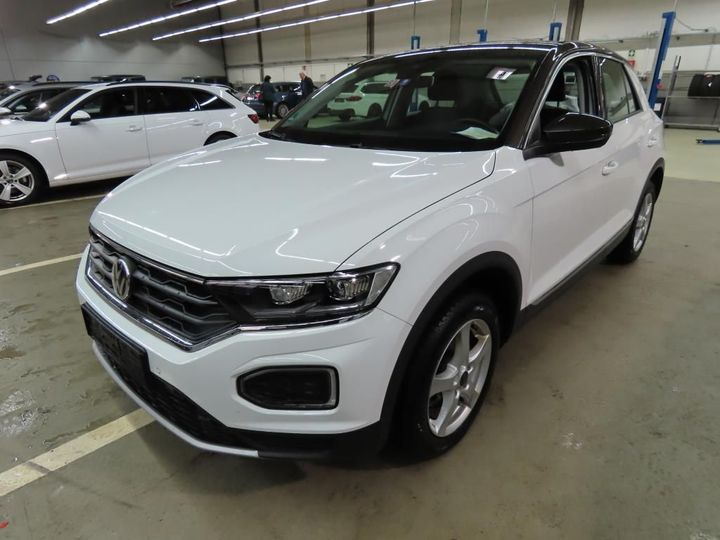 VOLKSWAGEN T-ROC 2019 wvgzzza1zlv028431