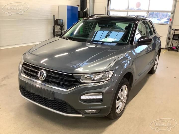 VOLKSWAGEN T-ROC SUV 2019 wvgzzza1zlv046244