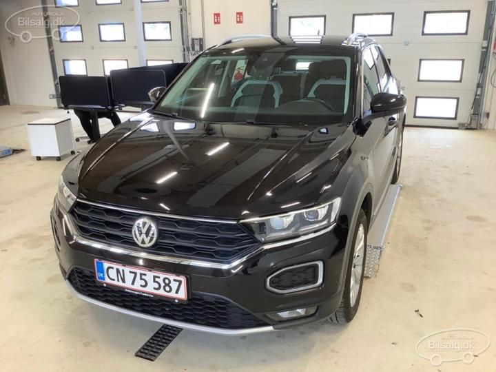 VOLKSWAGEN T-ROC SUV 2019 wvgzzza1zlv052402