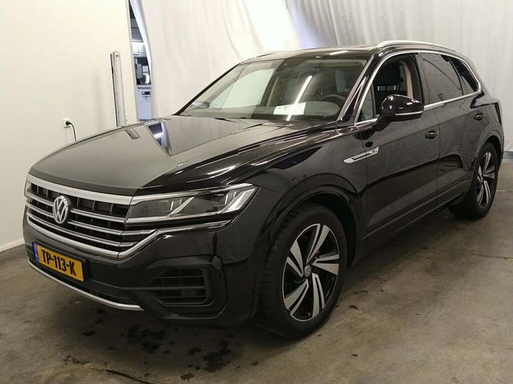 VOLKSWAGEN TOUAREG 2018 wvgzzzcrzkd005837