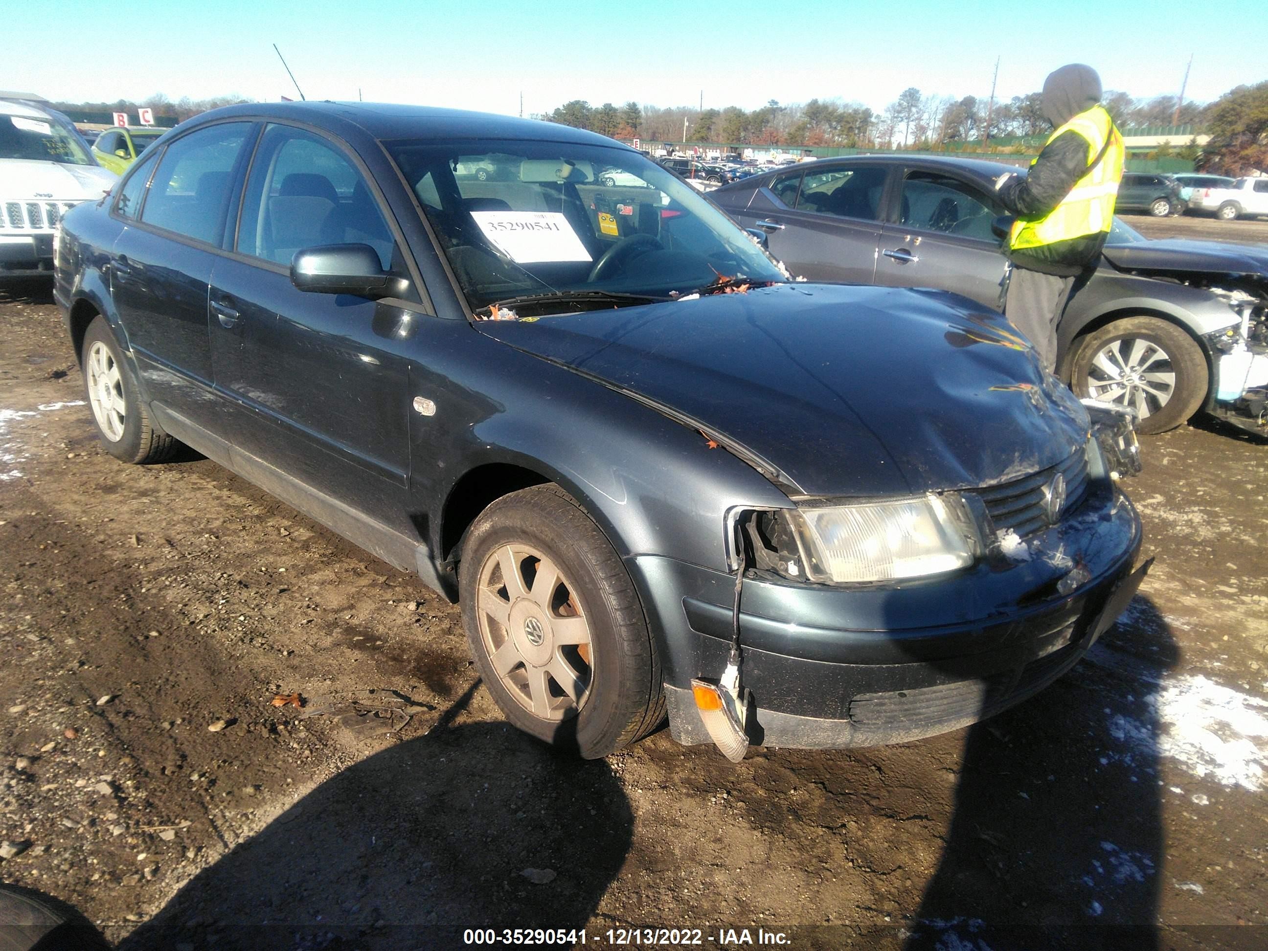 VOLKSWAGEN PASSAT 2001 wvwah63b91p010662