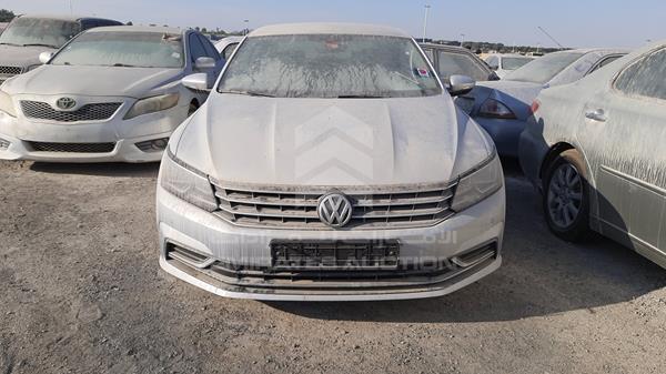 VOLKSWAGEN PASSAT 2018 wvwar7a36jc021835