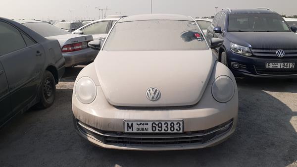 VOLKSWAGEN BEETLE 2015 wvwbf6at1fm600207