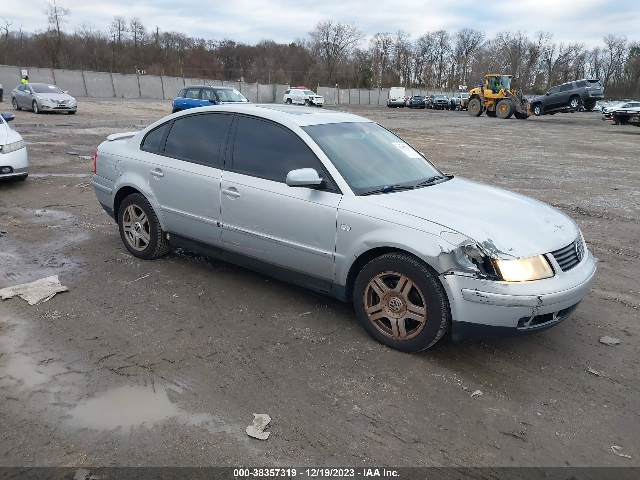 VOLKSWAGEN PASSAT 2001 wvwbh63b01p045353