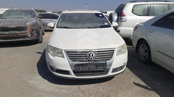 VOLKSWAGEN PASSAT 2010 wvwbp13c4ae058956