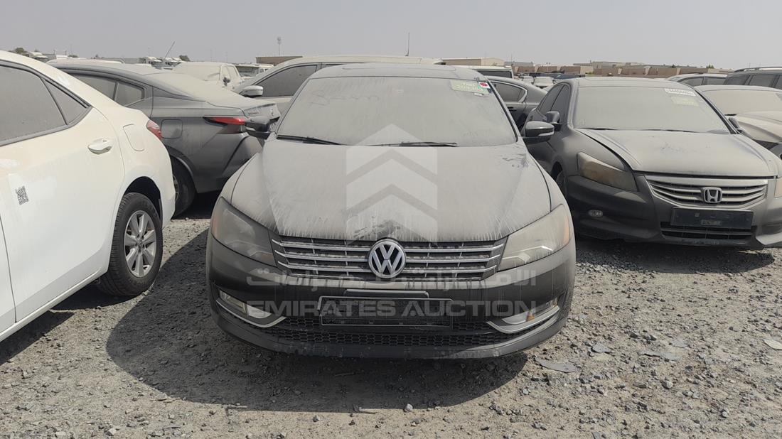 VOLKSWAGEN PASSAT 2015 wvwcr7a30fc001032