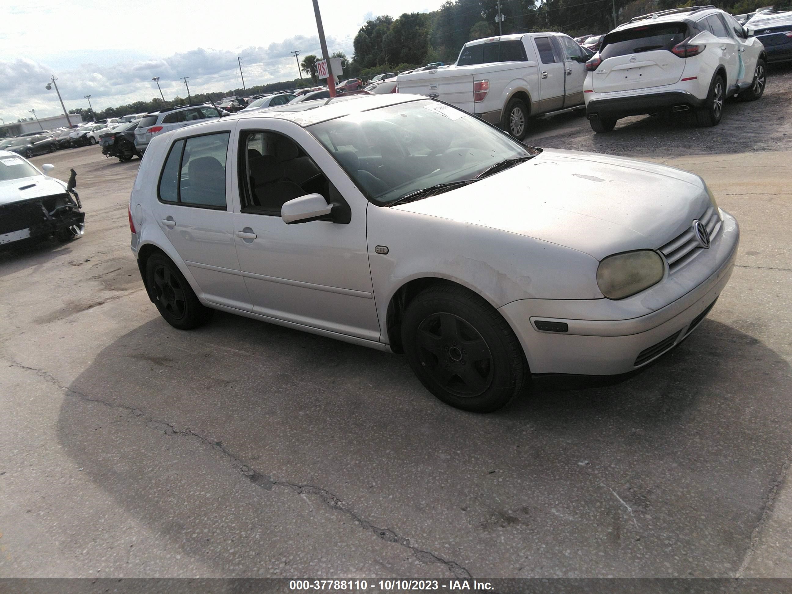 VOLKSWAGEN GOLF 2000 wvwga21j4yw583762