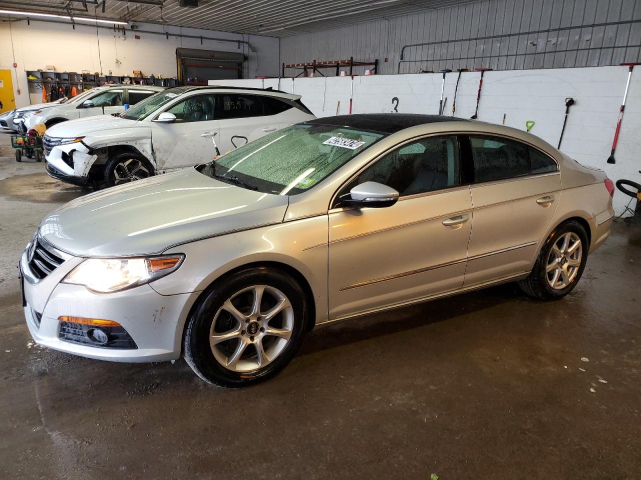 VOLKSWAGEN PASSAT 2012 wvwhp7an8ce504448