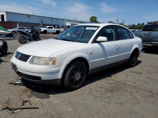 VOLKSWAGEN PASSAT 2000 wvwma23b5ye122892