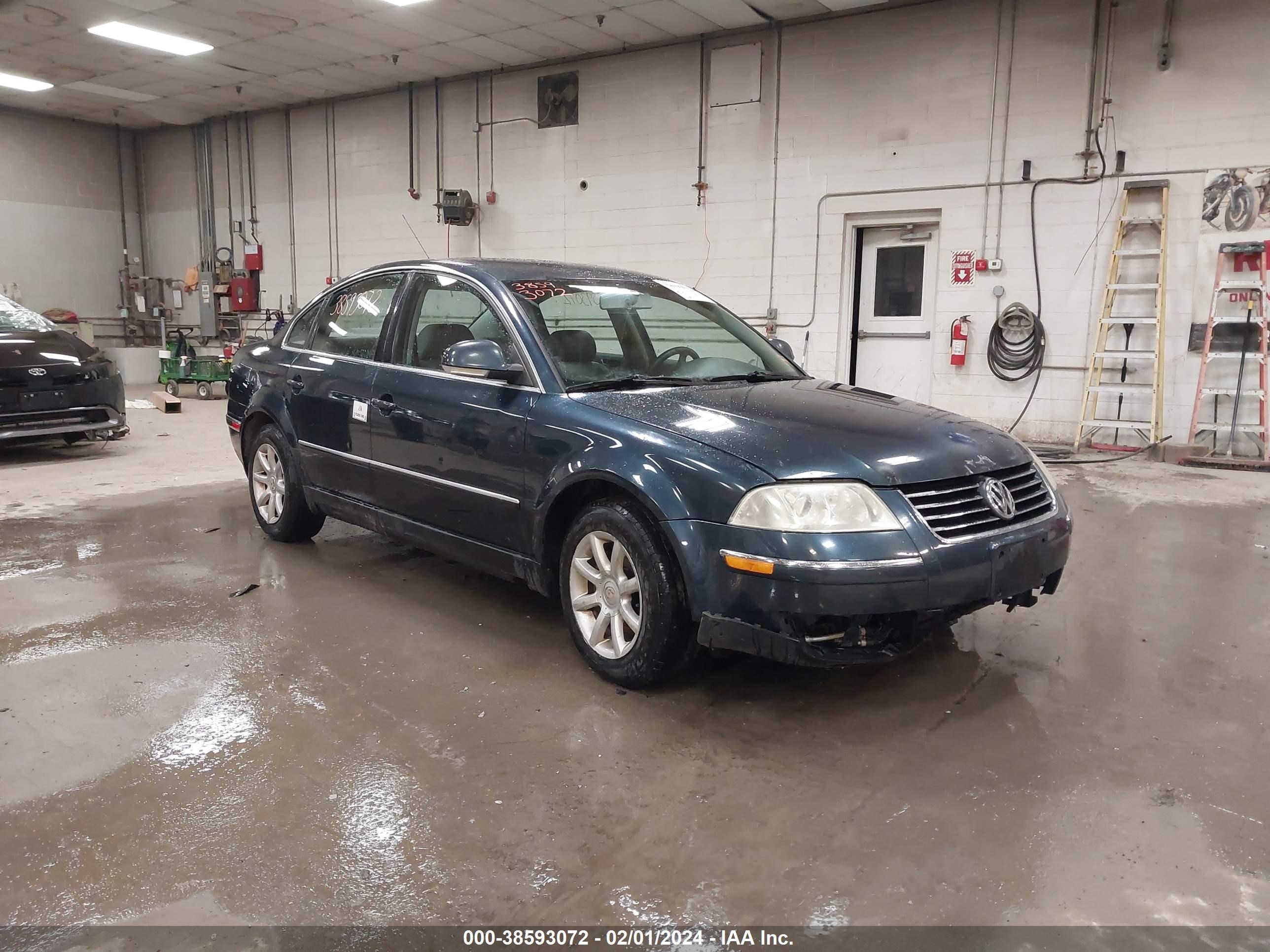 VOLKSWAGEN PASSAT 2004 wvwmd63b64e188246