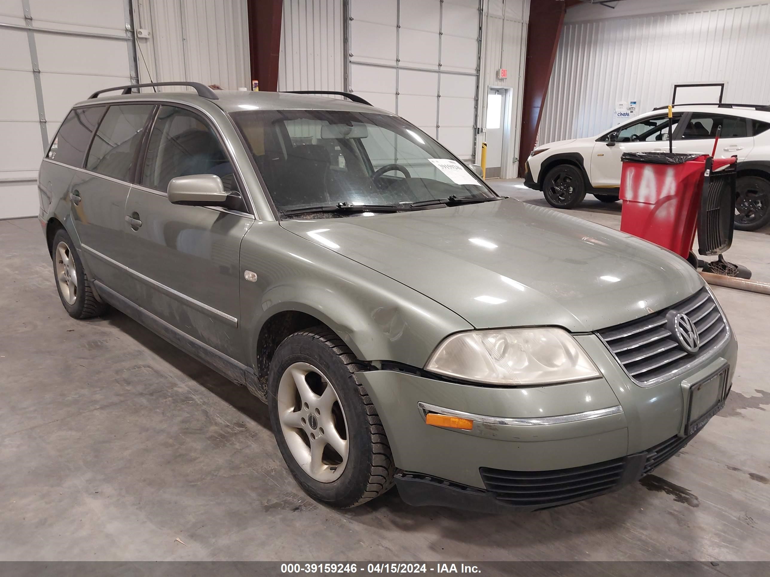 VOLKSWAGEN PASSAT 2003 wvwnd63b83e081766