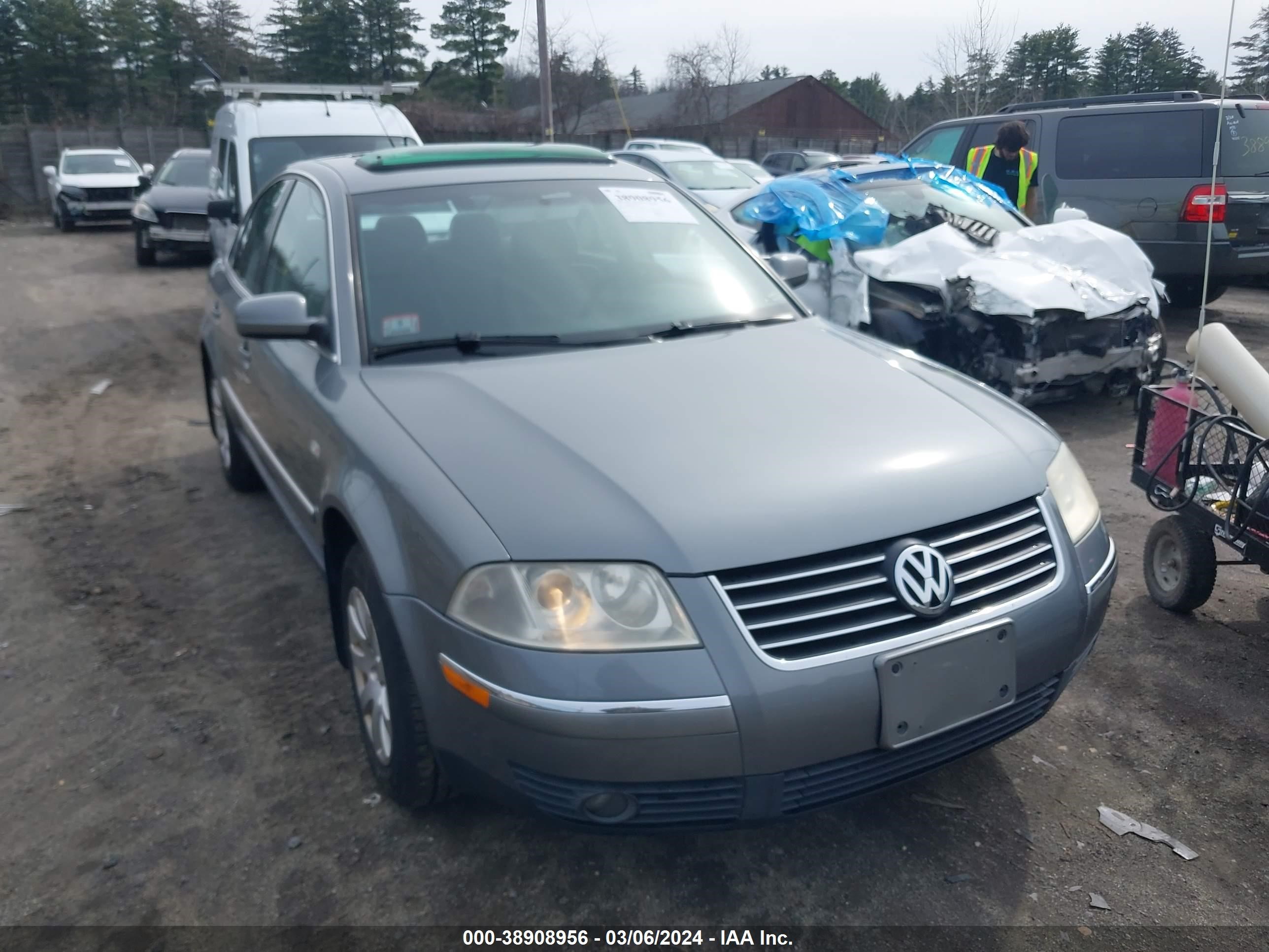 VOLKSWAGEN PASSAT 2002 wvwpd63b22p353417