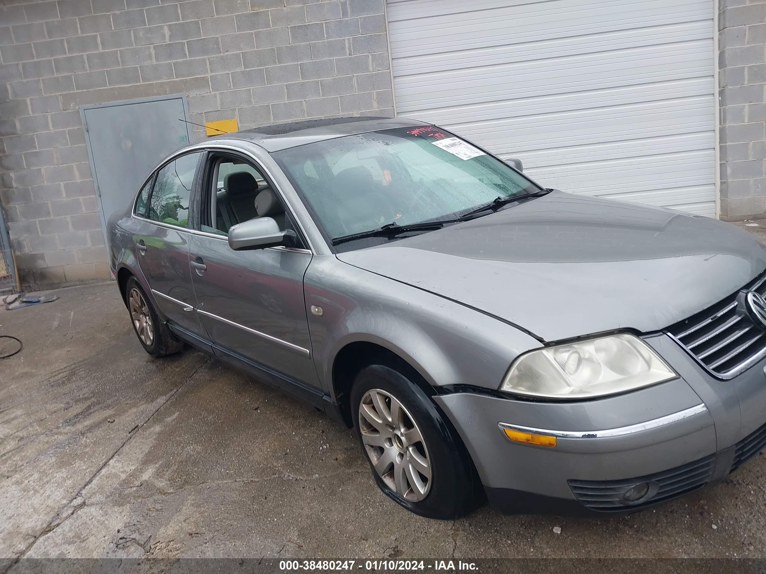 VOLKSWAGEN PASSAT 2002 wvwpd63b52p295559