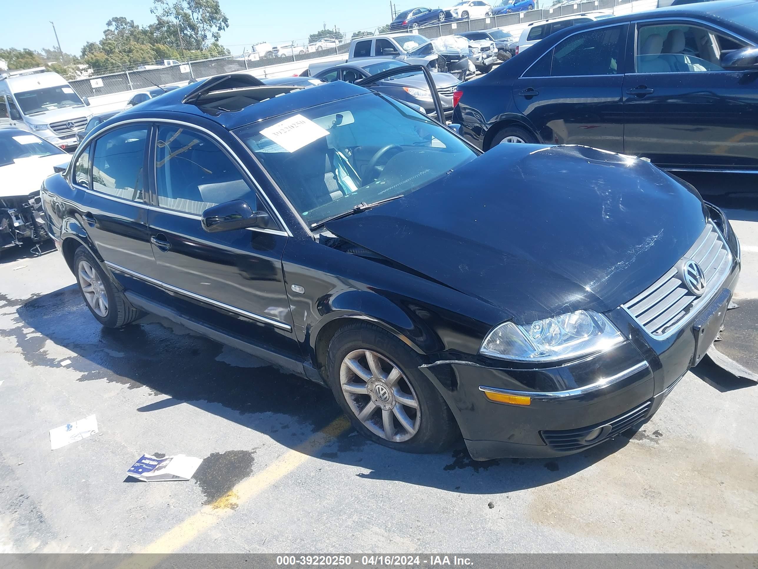 VOLKSWAGEN PASSAT 2004 wvwpd63bx4e070097