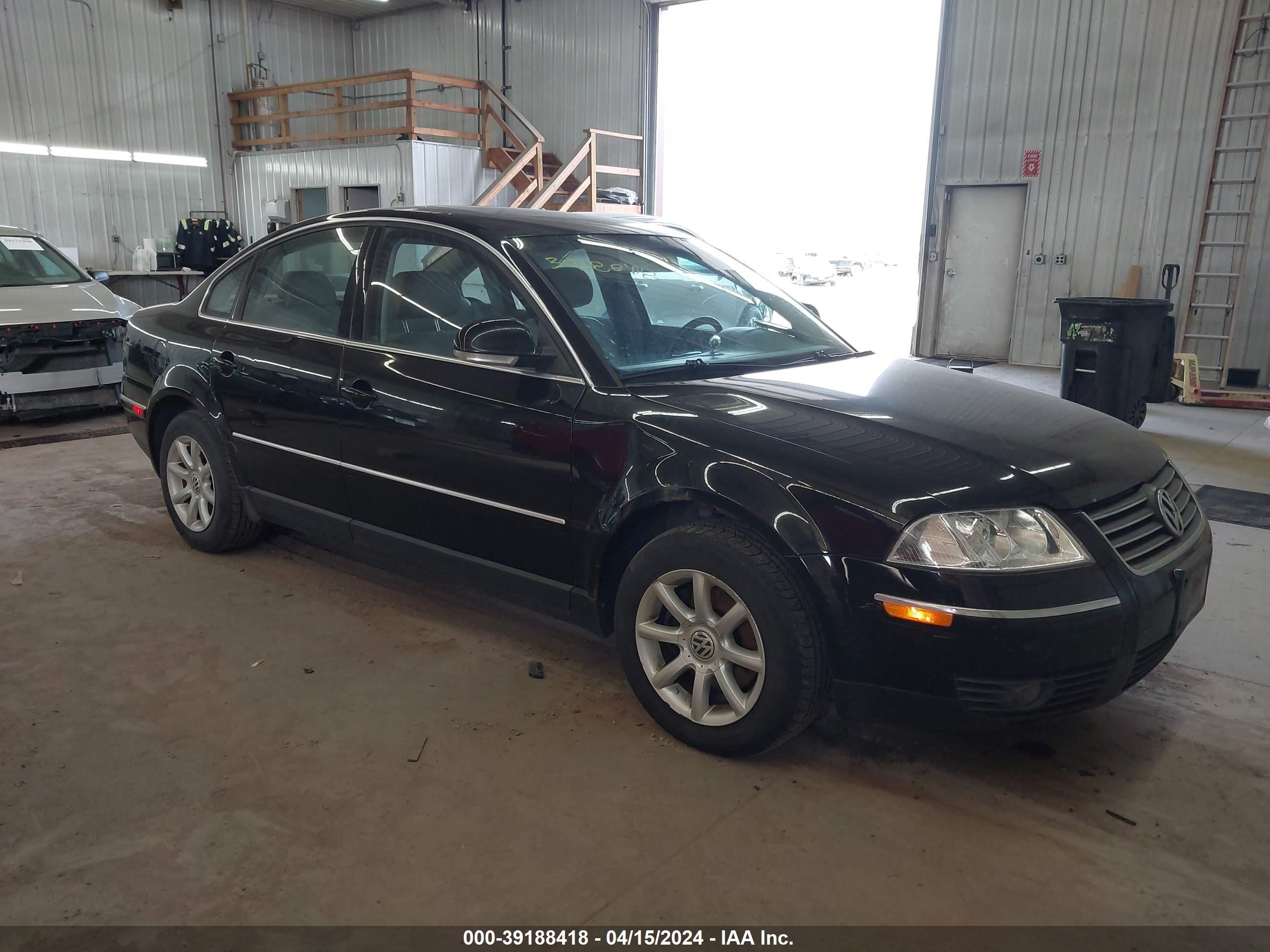 VOLKSWAGEN PASSAT 2004 wvwpe63b94p255601