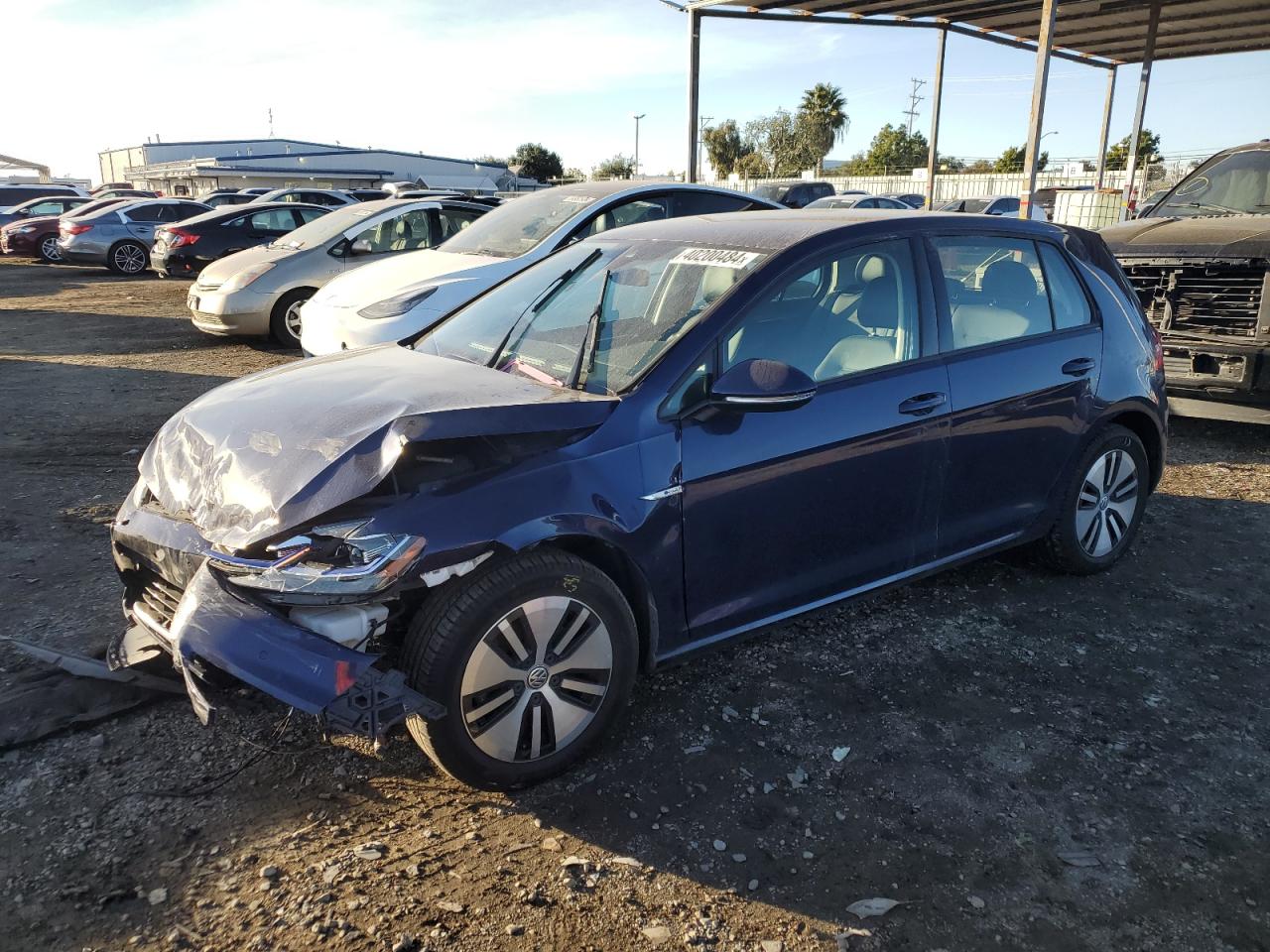 VOLKSWAGEN GOLF 2019 wvwpr7au0kw910276