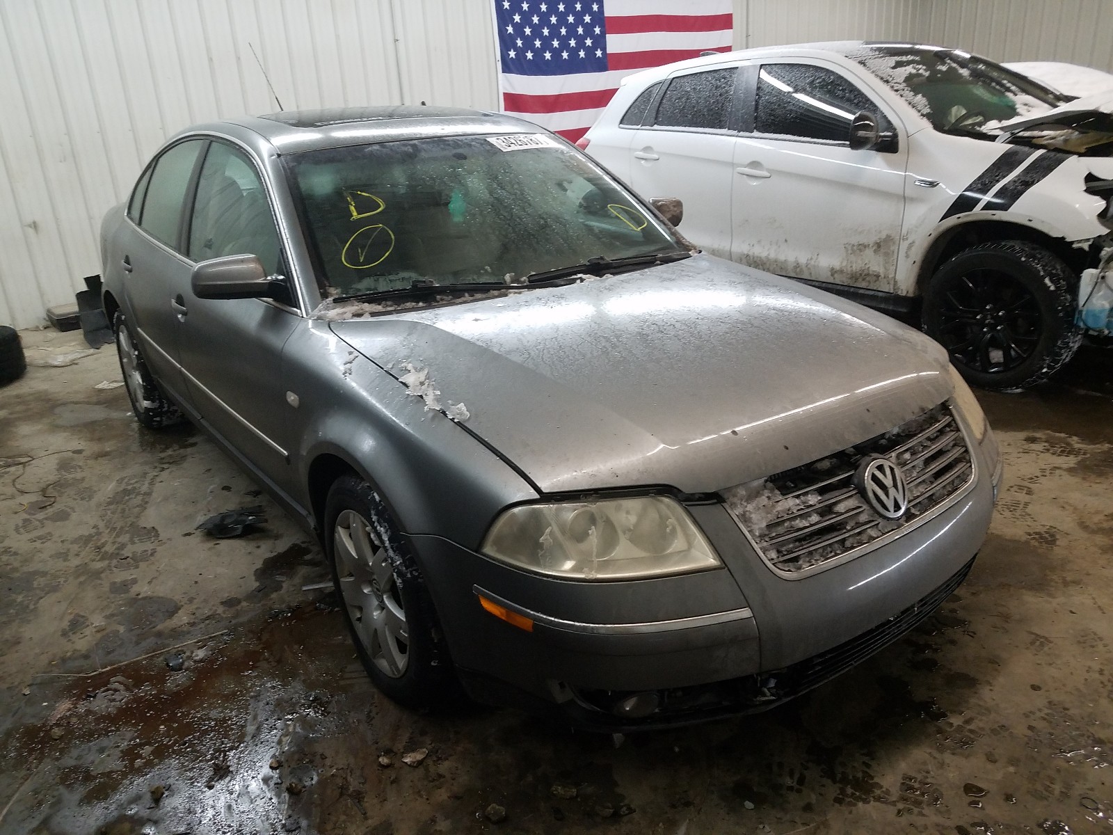 VOLKSWAGEN PASSAT 2003 wvwrh63b53p090242