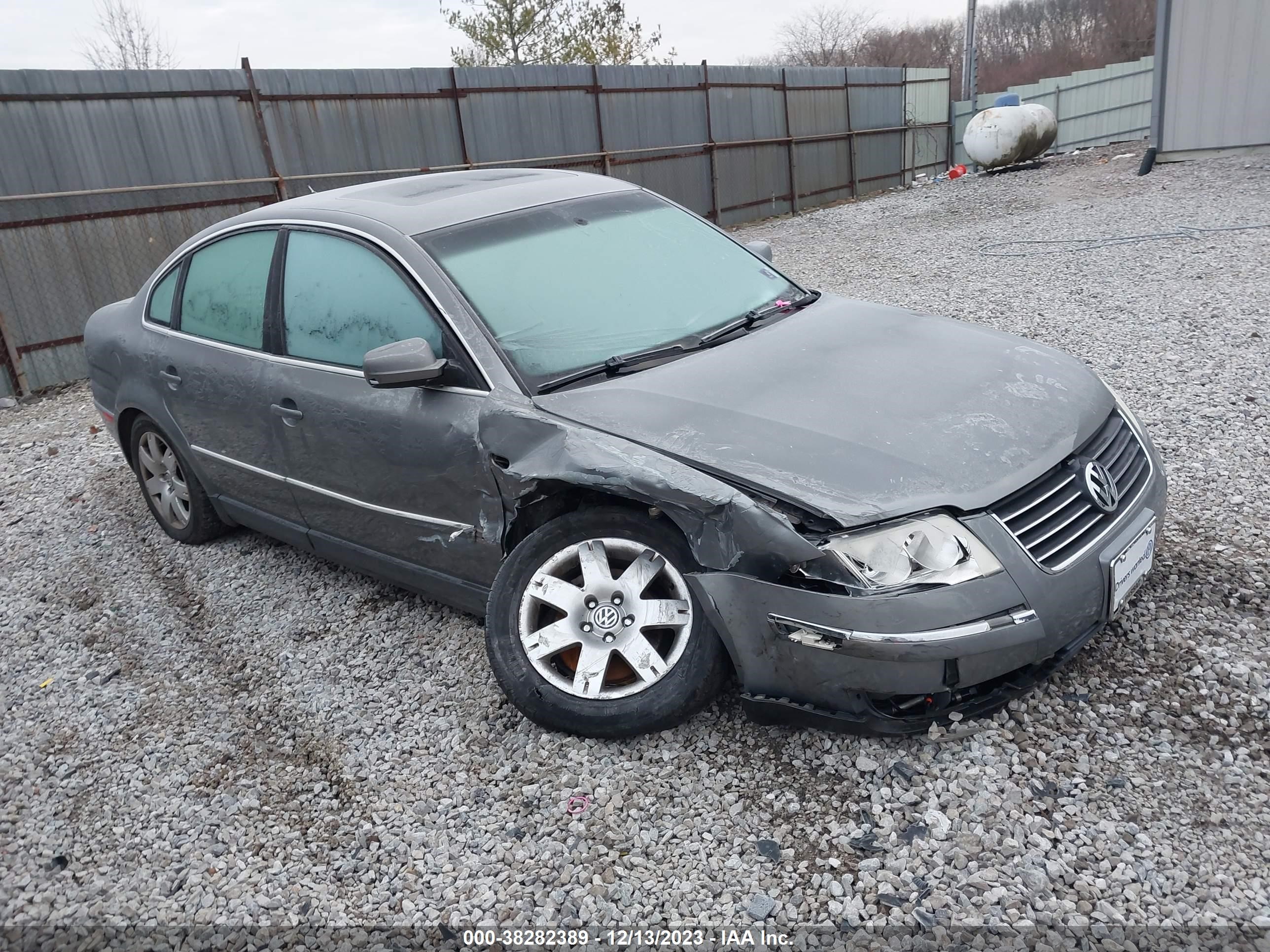 VOLKSWAGEN PASSAT 2003 wvwrh63b73p458369