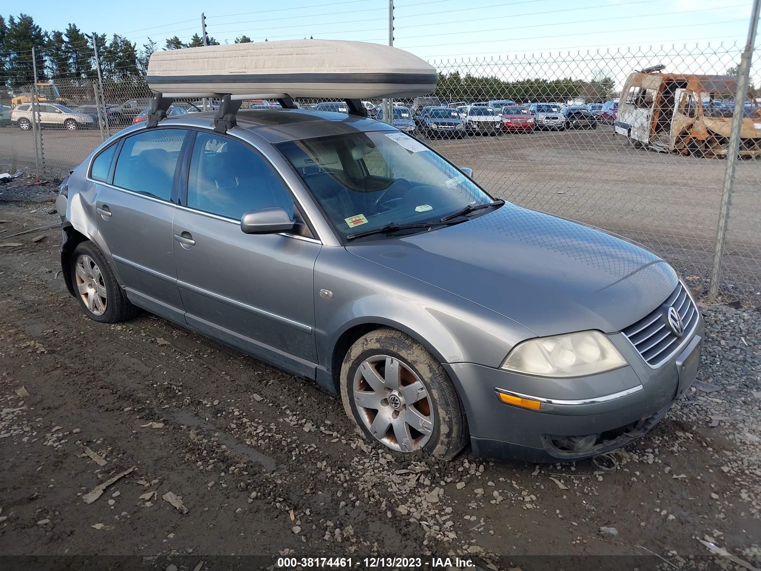 VOLKSWAGEN PASSAT 2003 wvwrh63b83p298180