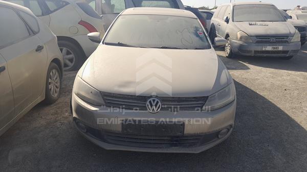 VOLKSWAGEN JETTA 2013 wvwsv1aj6dm237386