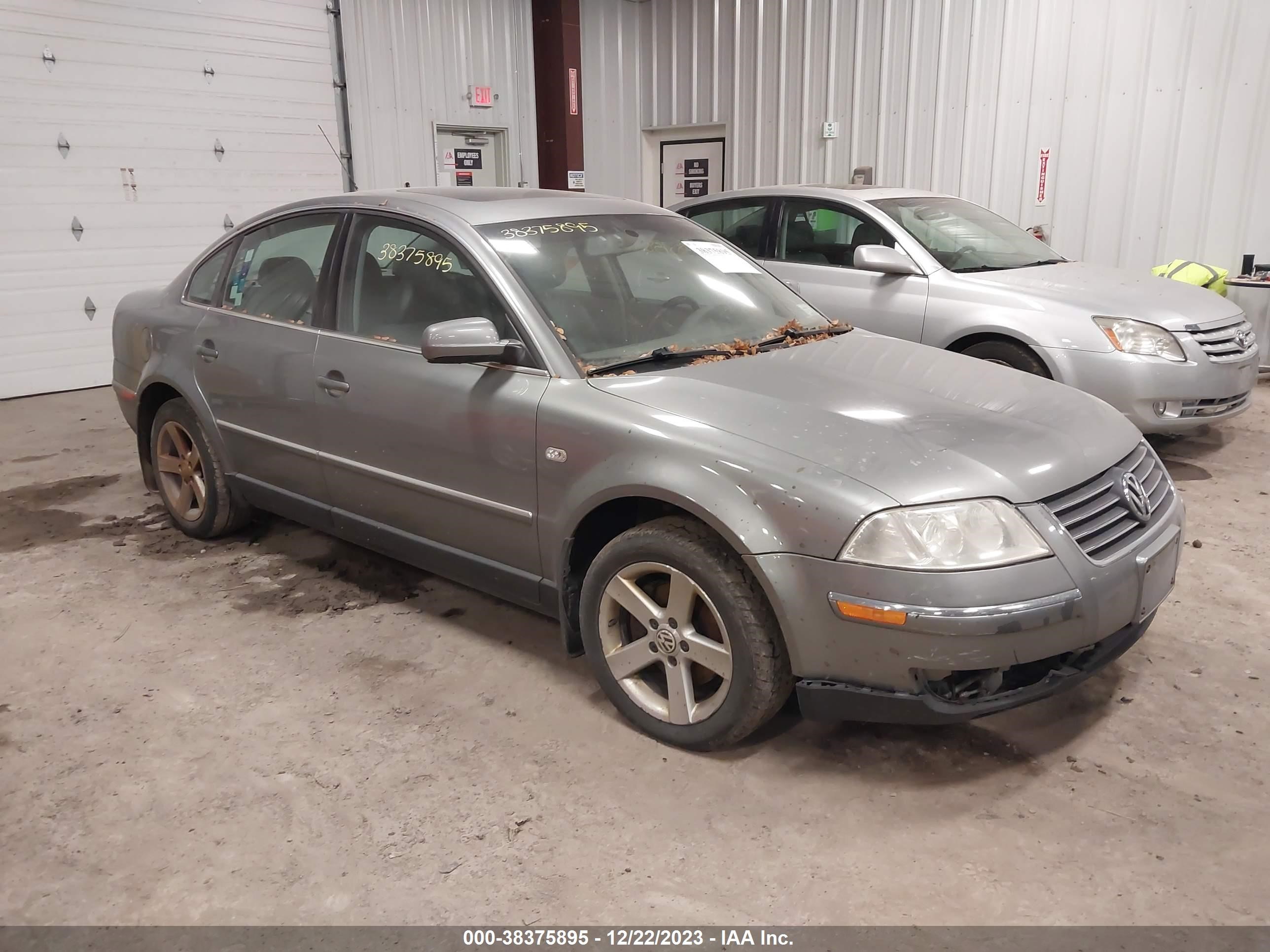 VOLKSWAGEN PASSAT 2004 wvwth63b24p091291