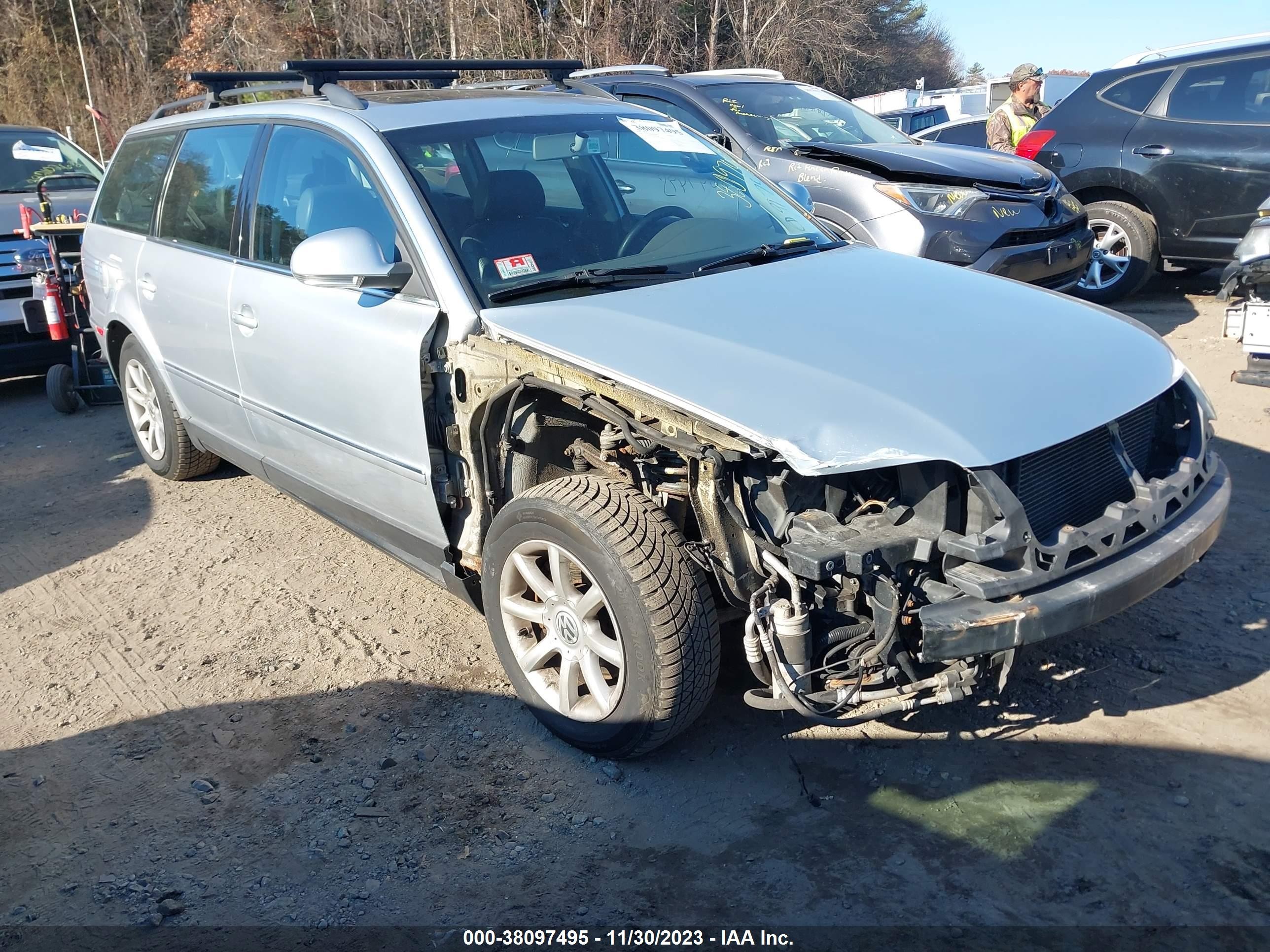 VOLKSWAGEN PASSAT 2004 wvwvd63b04e283387