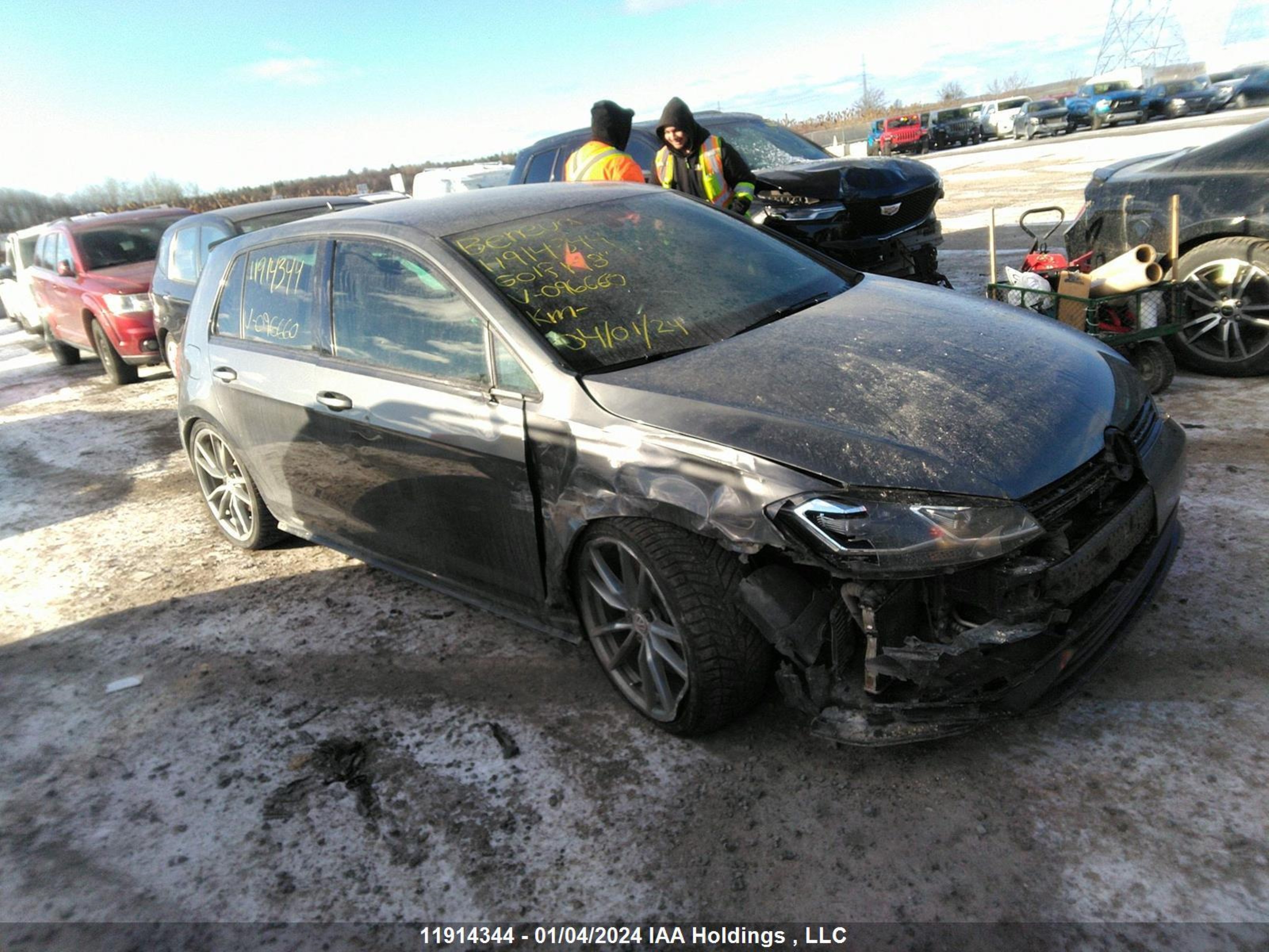 VOLKSWAGEN GOLF 2018 wvwvf7au7jw096660