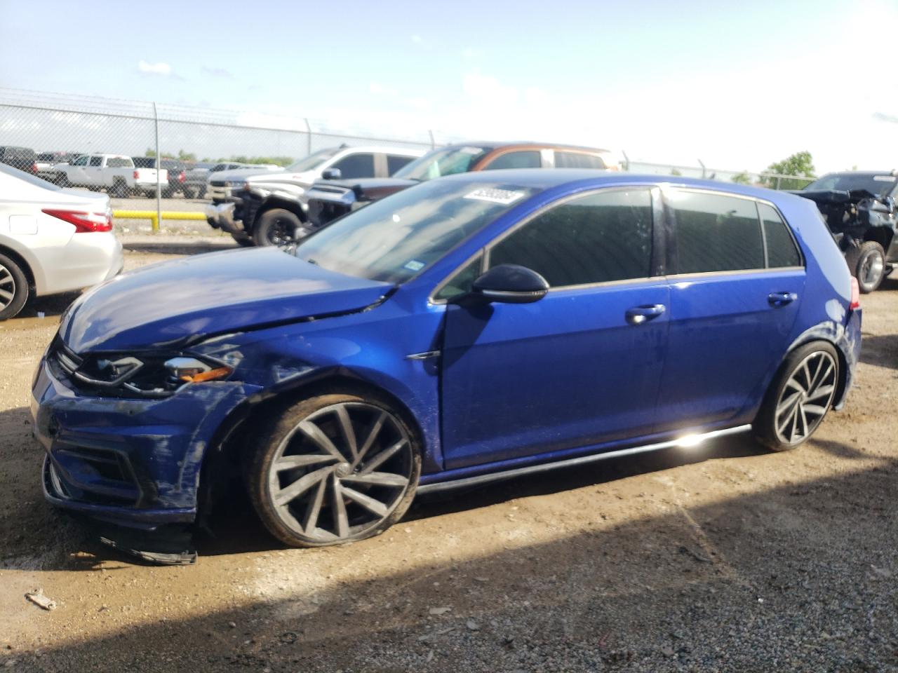 VOLKSWAGEN GOLF 2019 wvwwa7au0kw149509