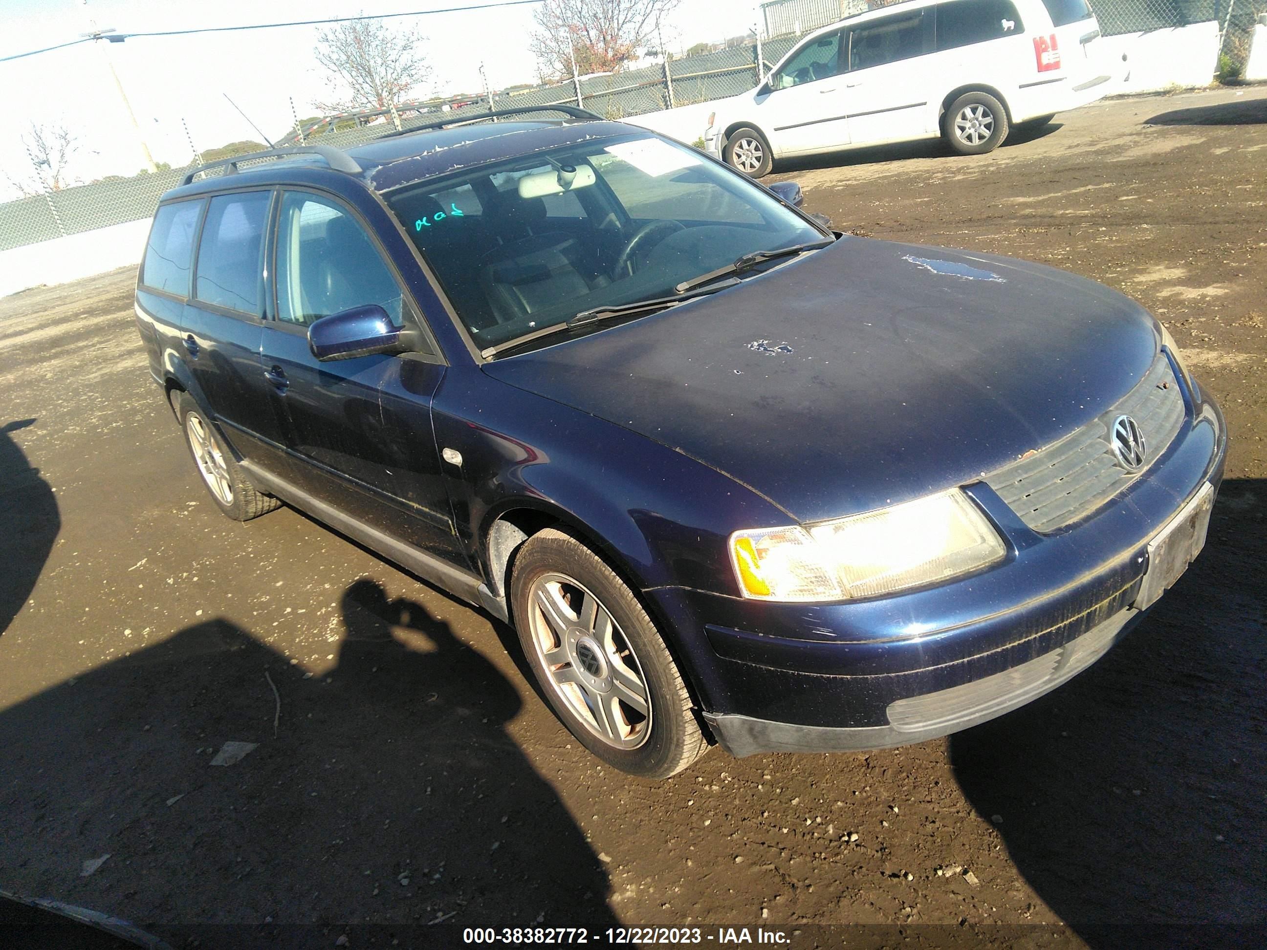 VOLKSWAGEN PASSAT 2000 wvwwh23b0ye396389