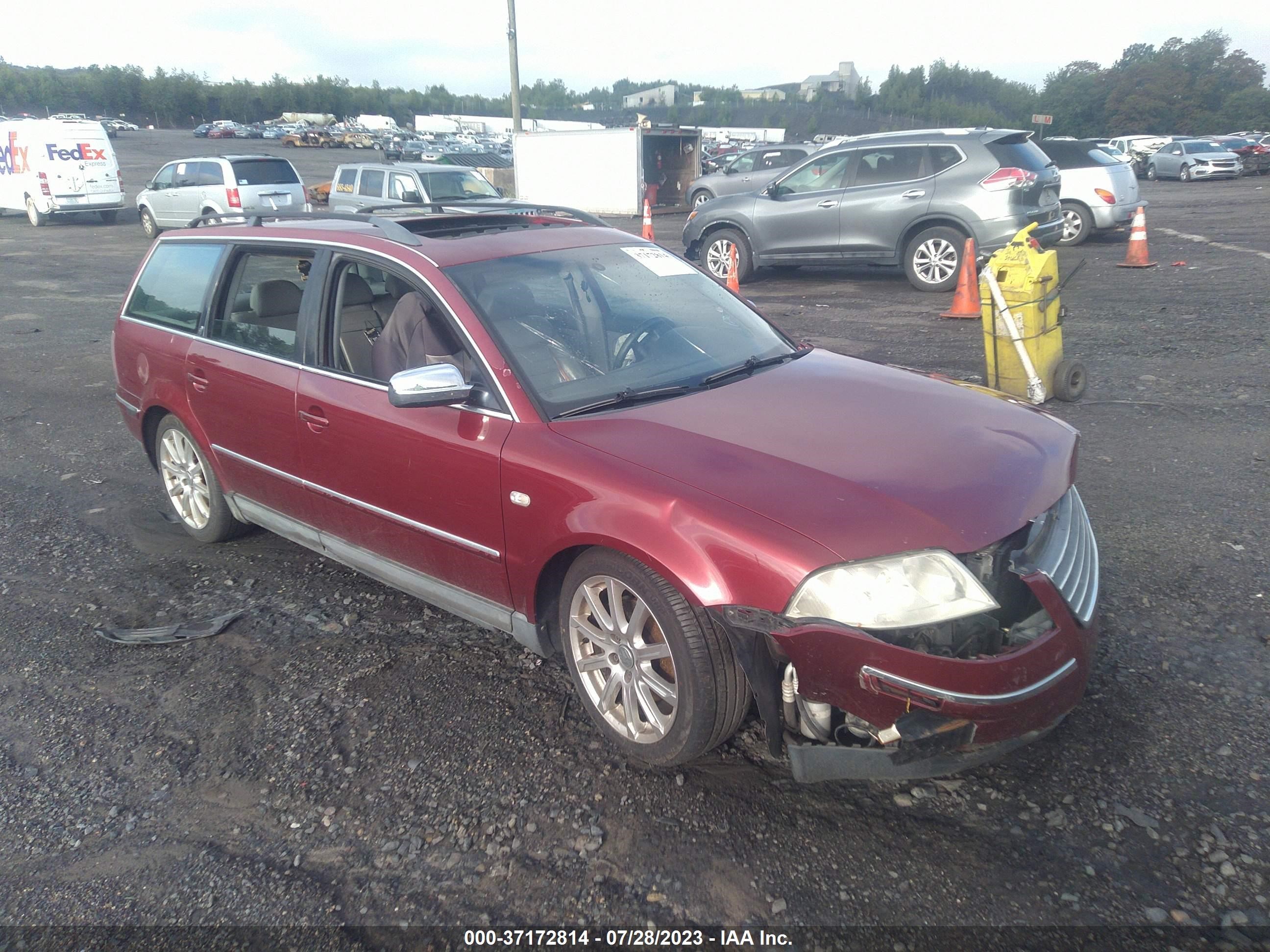 VOLKSWAGEN PASSAT 2003 wvwwh63b33e068271