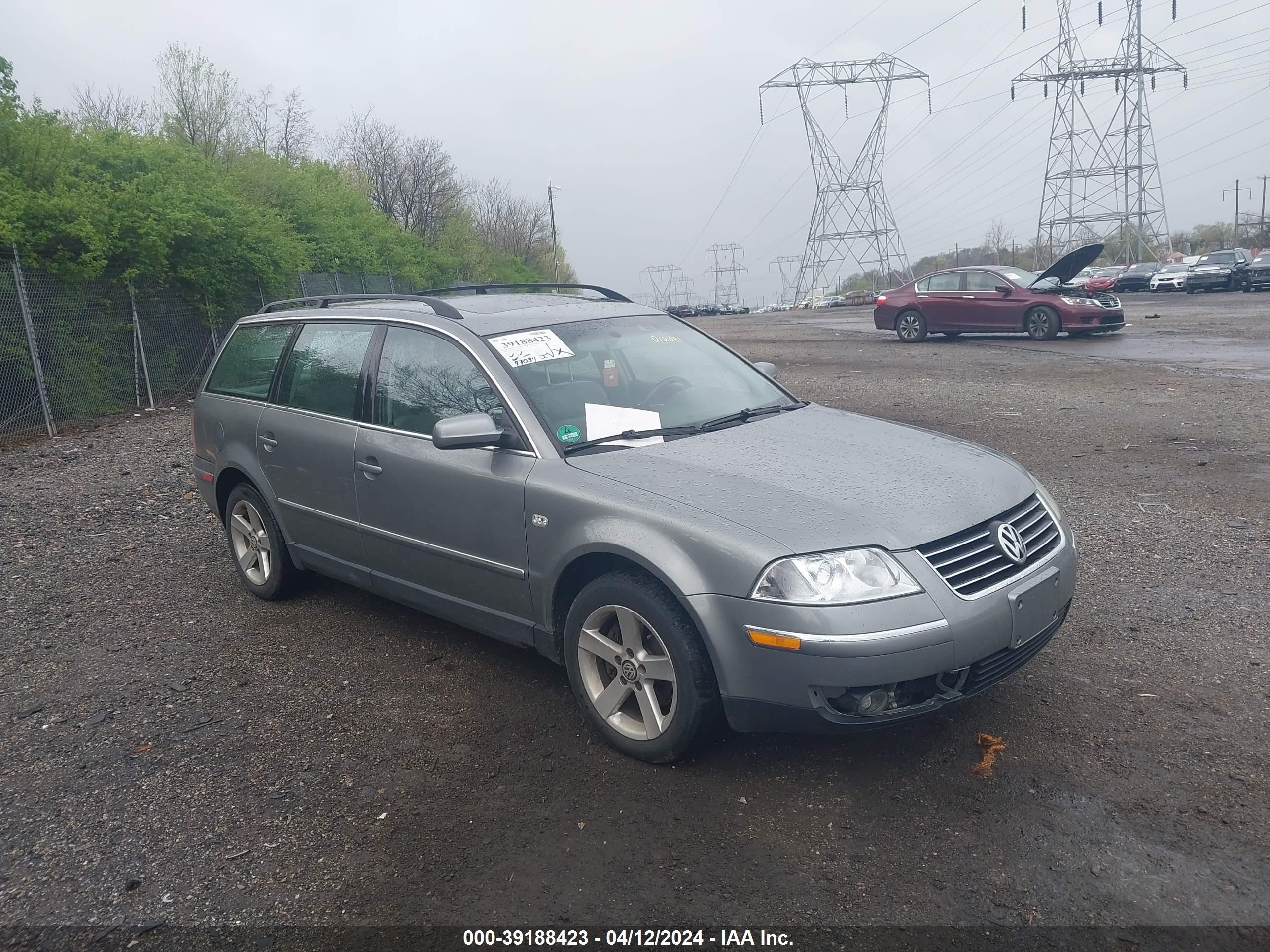 VOLKSWAGEN PASSAT 2004 wvwyh63b44e012091