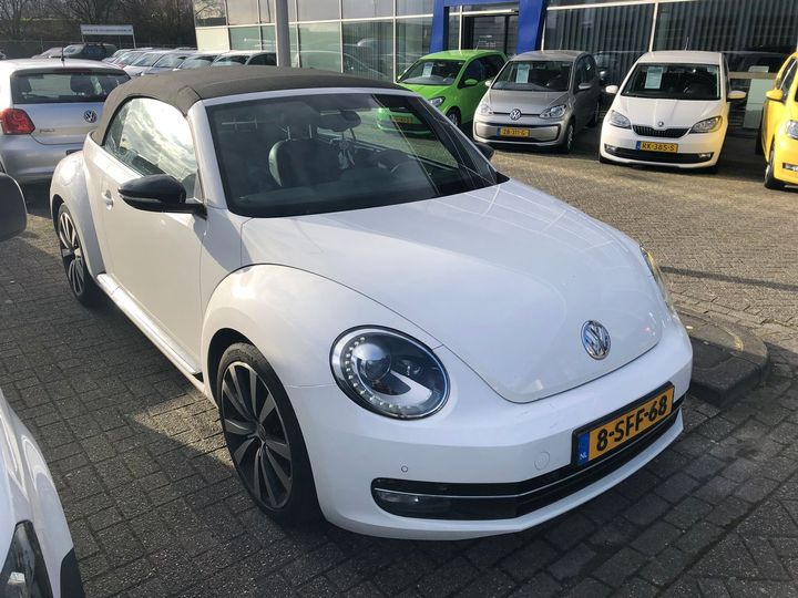 VOLKSWAGEN BEETLE CABRIOLET 2013 wvwzzz16zdm807832