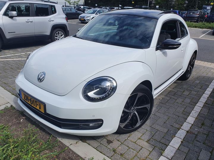 VOLKSWAGEN BEETLE 2015 wvwzzz16zfm640724