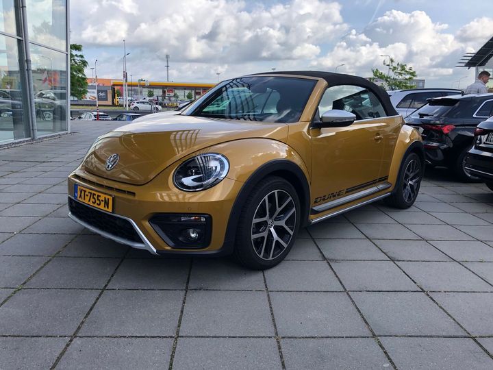 VOLKSWAGEN BEETLE CABRIOLET 2017 wvwzzz16zhm821296