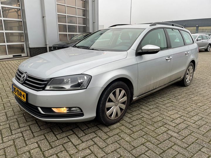 VOLKSWAGEN PASSAT 2012 wvwzzz3czce078713