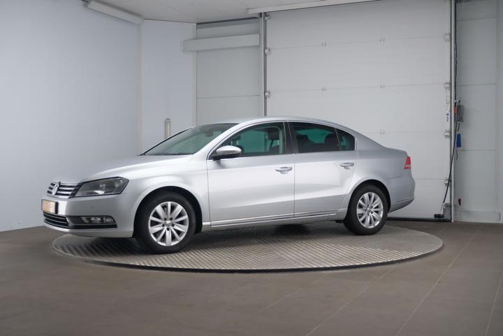 VOLKSWAGEN PASSAT 2012 wvwzzz3czce159633