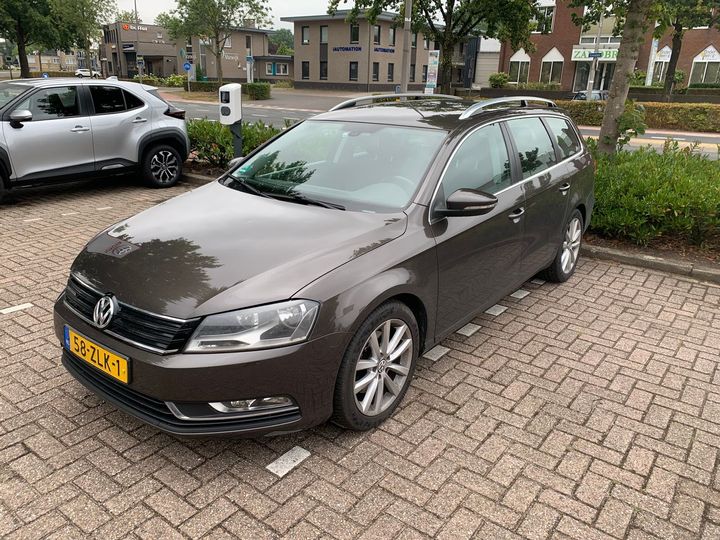 VOLKSWAGEN PASSAT 2012 wvwzzz3czde026351