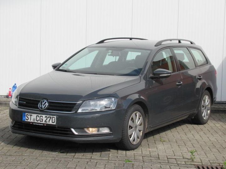 VOLKSWAGEN PASSAT 2013 wvwzzz3czde091504