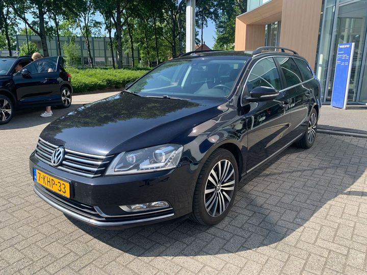 VOLKSWAGEN PASSAT 2013 wvwzzz3czde137004