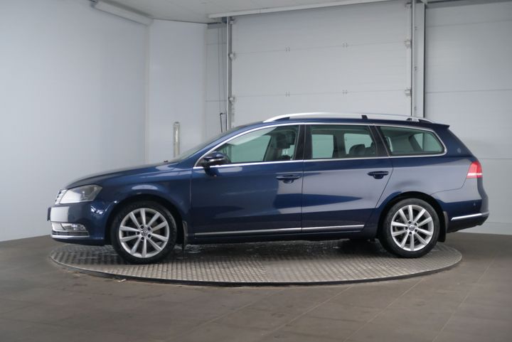 VOLKSWAGEN PASSAT 2013 wvwzzz3czde140188