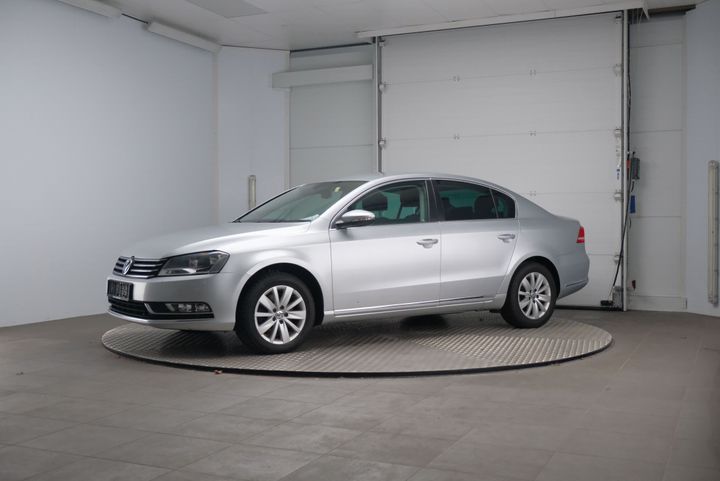 VOLKSWAGEN PASSAT 2013 wvwzzz3czee003270