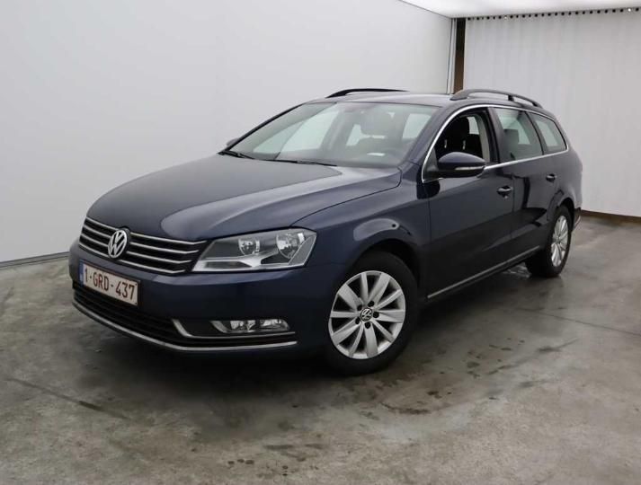 VOLKSWAGEN PASSAT 2014 wvwzzz3czee151047