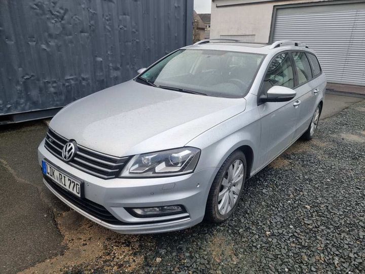 VOLKSWAGEN PASSAT 2014 wvwzzz3czee165352