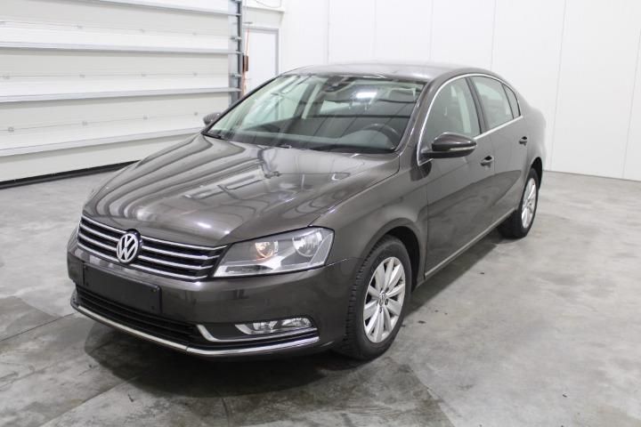 VOLKSWAGEN PASSAT 2014 wvwzzz3czep014396