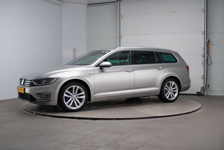 VOLKSWAGEN PASSAT 2015 wvwzzz3czge048948